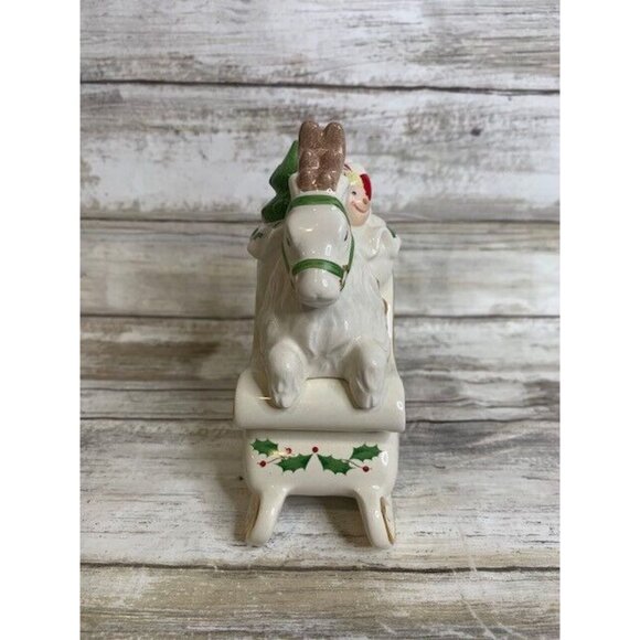 Vintage 2003 Lenox Holiday Reindeer & Sleigh Stackable Salt and Pepper Shakers - Picture 2 of 9